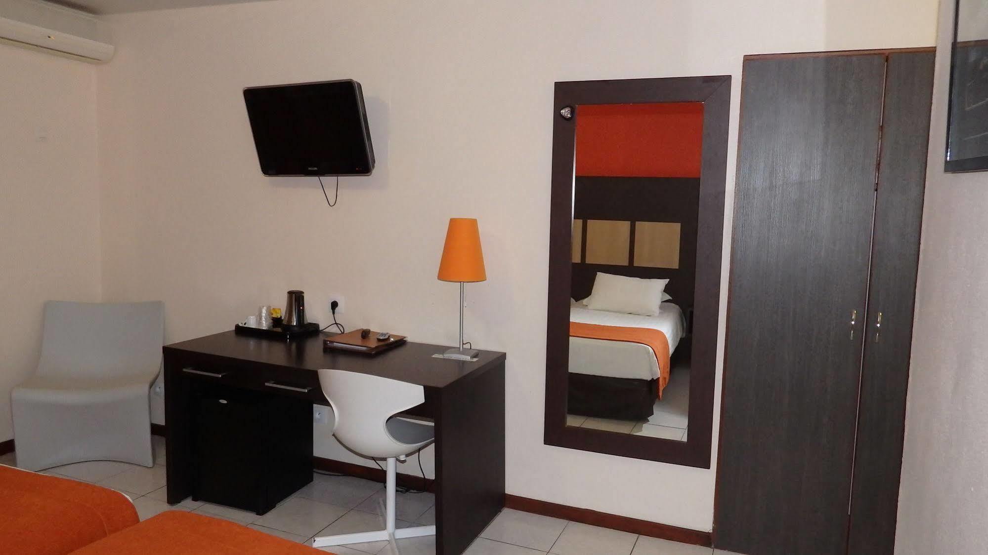 Central Hotel Cayenne Extérieur photo